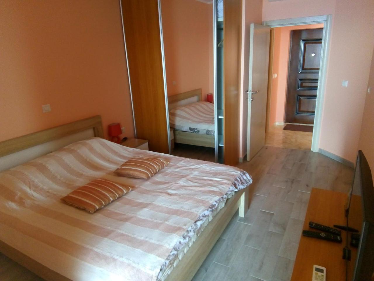 Apartment Sea Space Dobra Voda Esterno foto