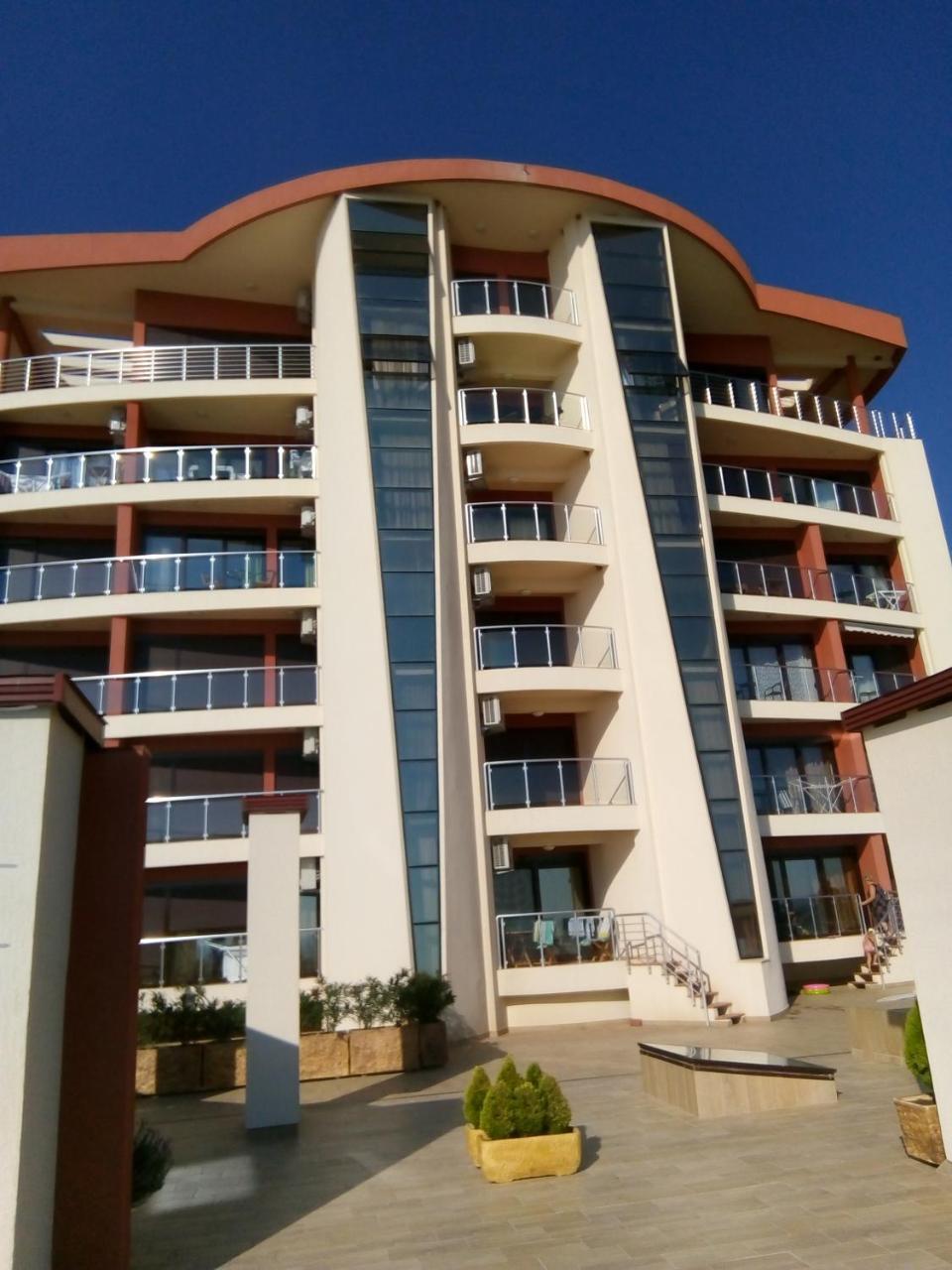 Apartment Sea Space Dobra Voda Esterno foto